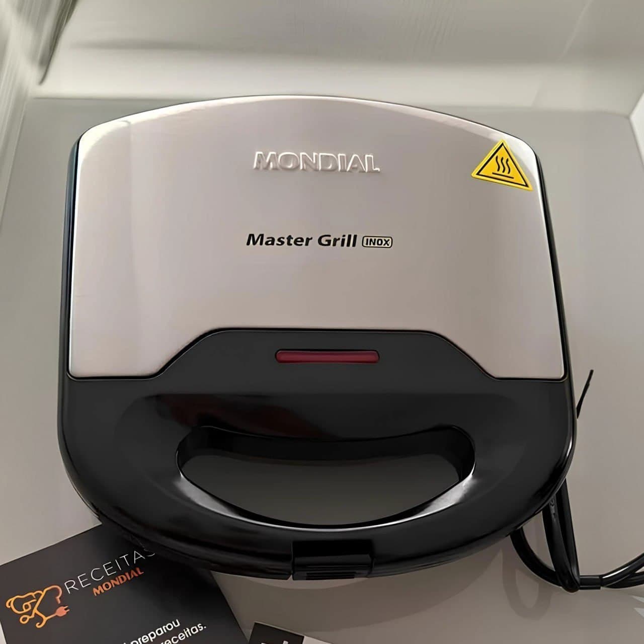 Sanduicheira Mondial Master Grill S-20 750W 127V