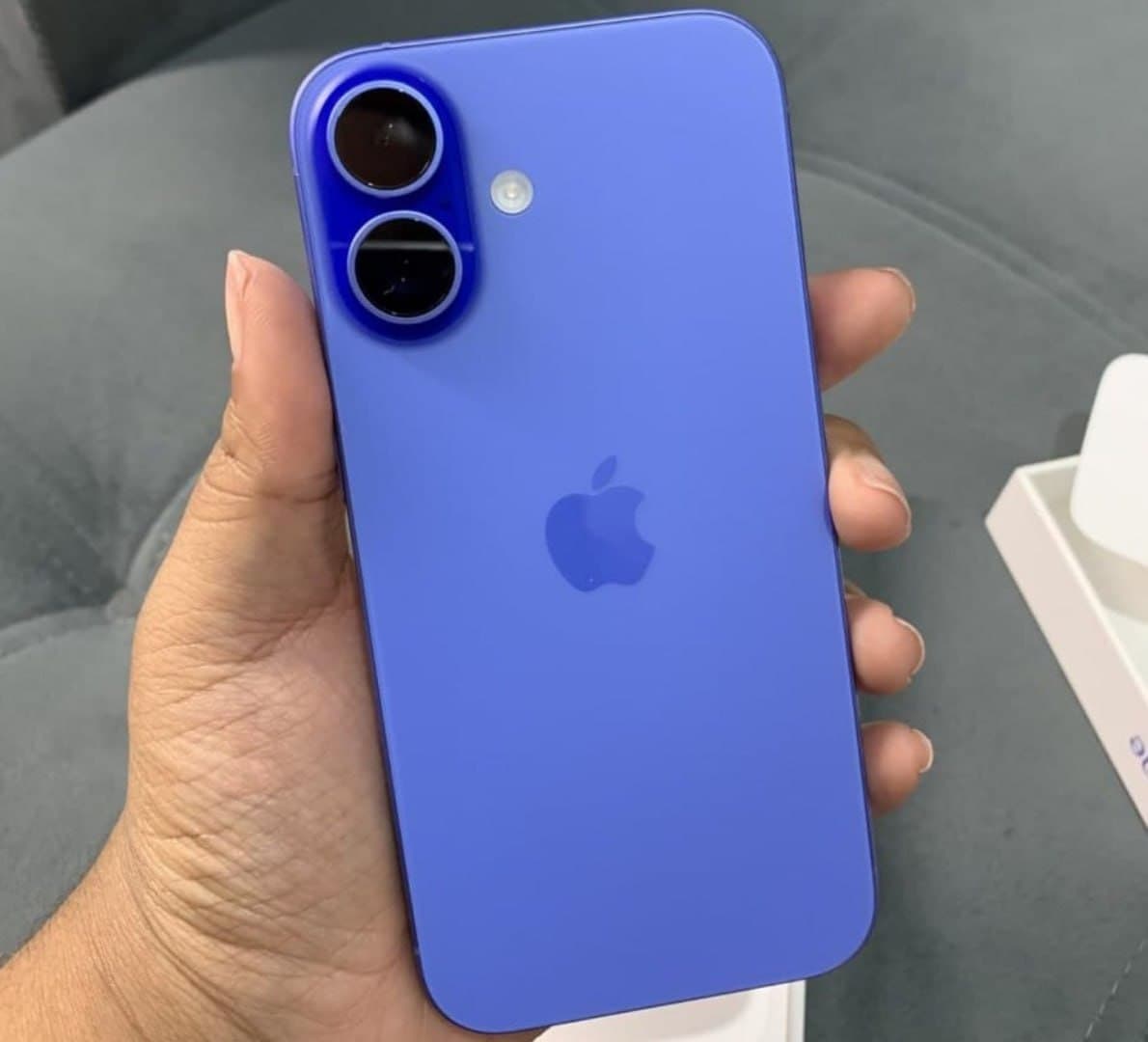 Apple iPhone 16 (256 GB)